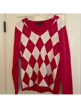 Tommy Hilfiger Red and White Argyle V-Neck Sweater